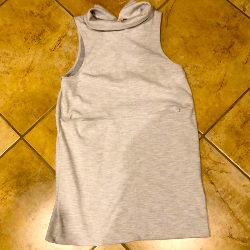 Women’s dress